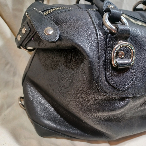 Coach Ashley - Picture 2 of 11